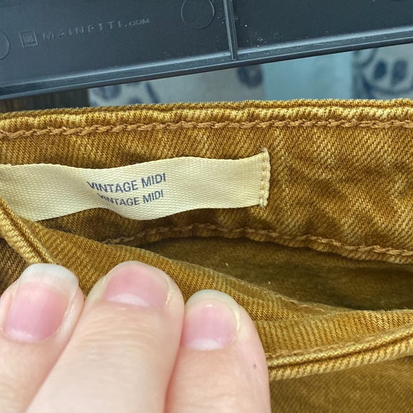 Jean shorts - Picture 3 of 4